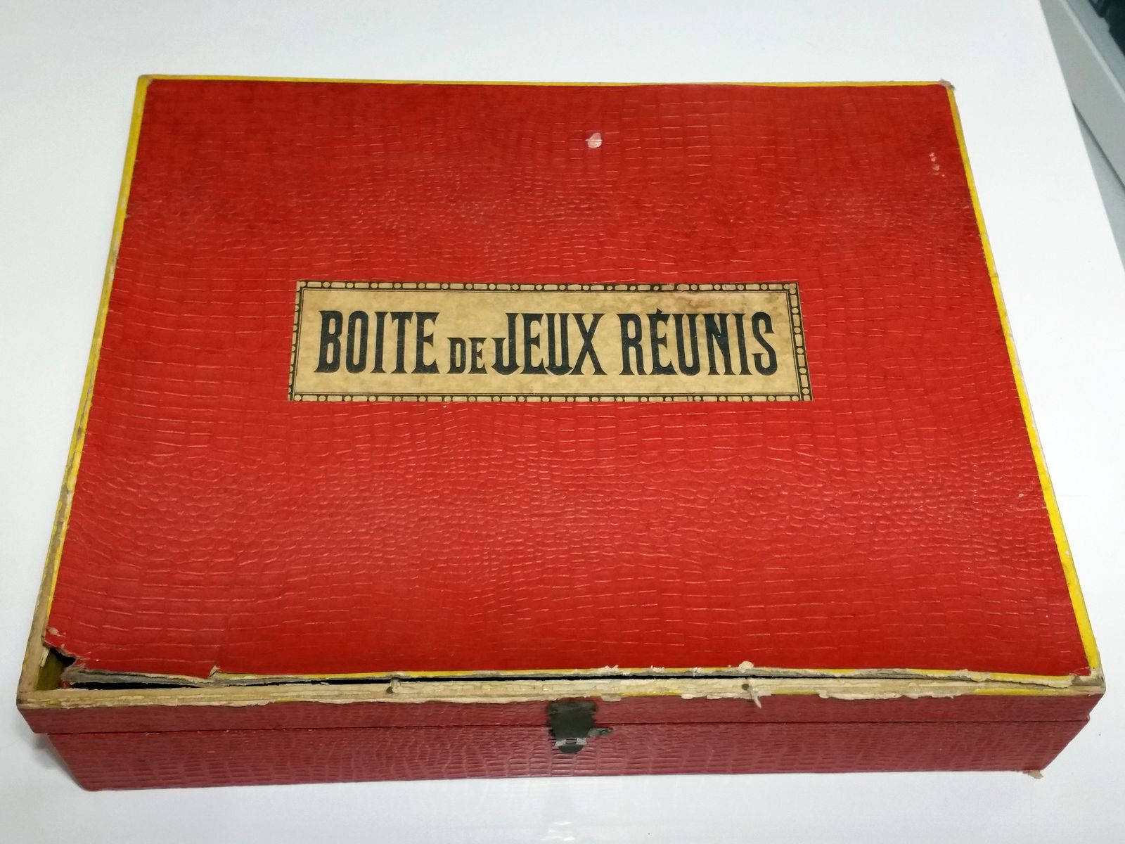 boite de jeux réunis