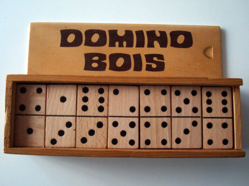 dominos