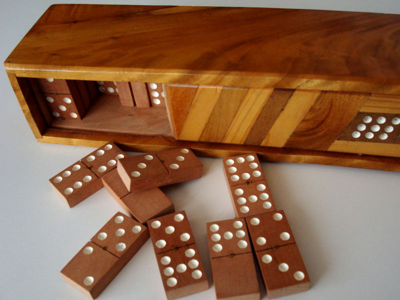 dominos