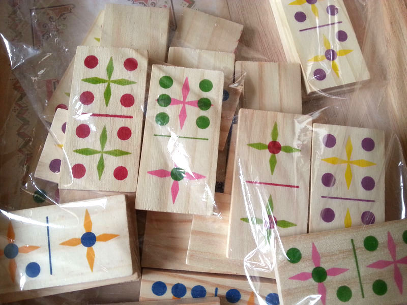 dominos