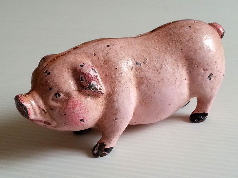 cochon en plomb