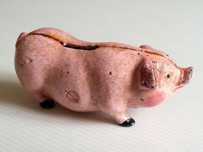 cochon en plomb