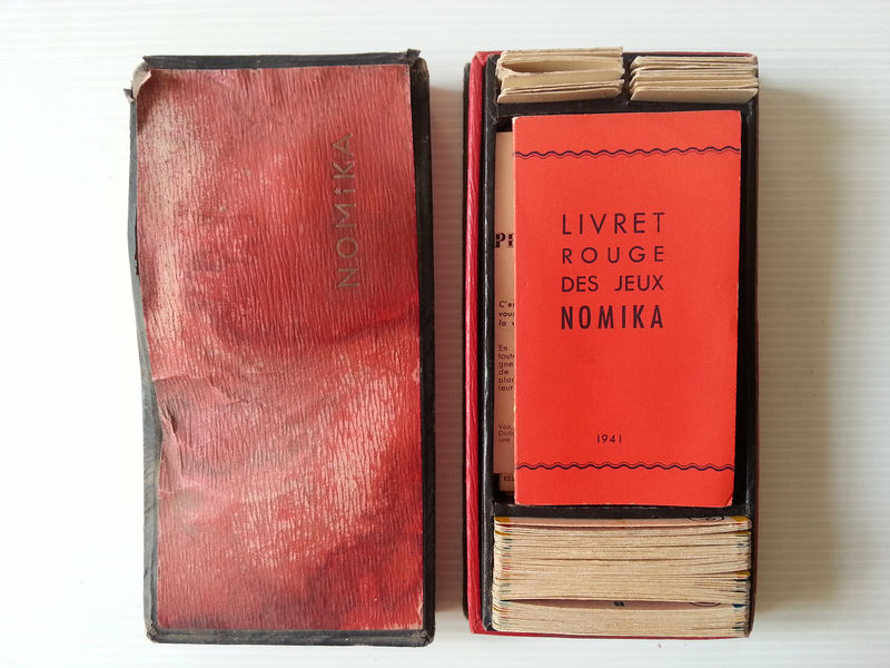 nomika rouge