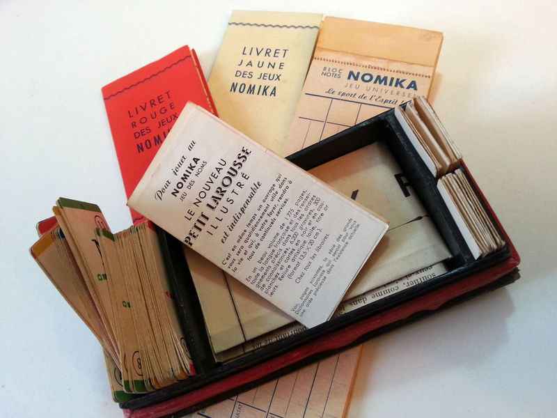 nomika rouge