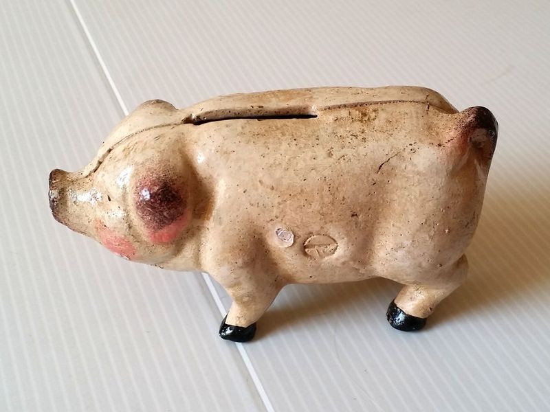 cochon en plomb