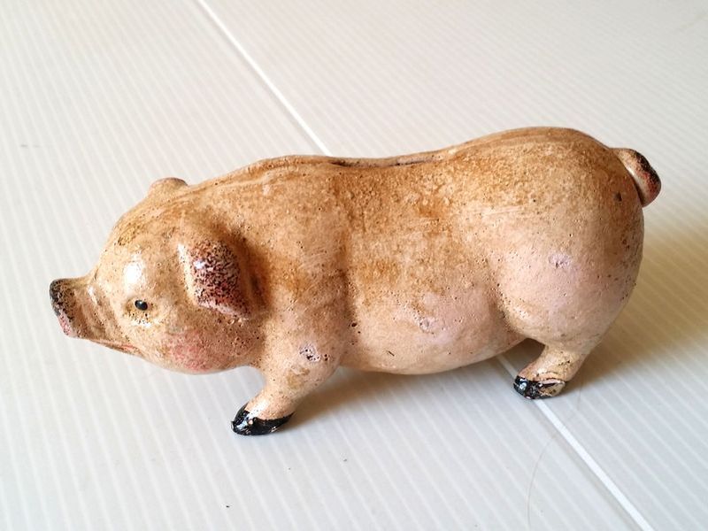 cochon en plomb