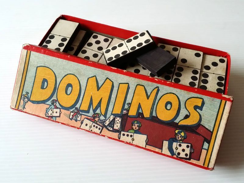 dominos