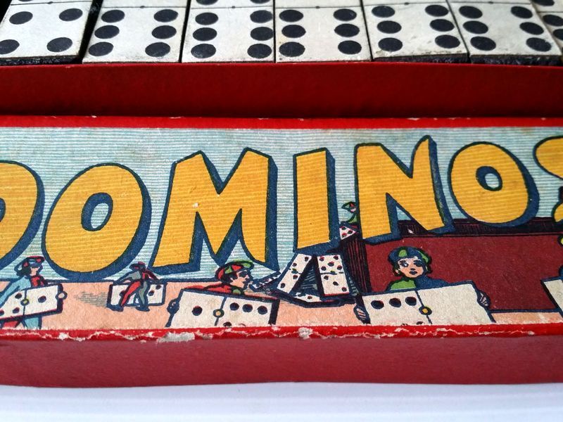 dominos