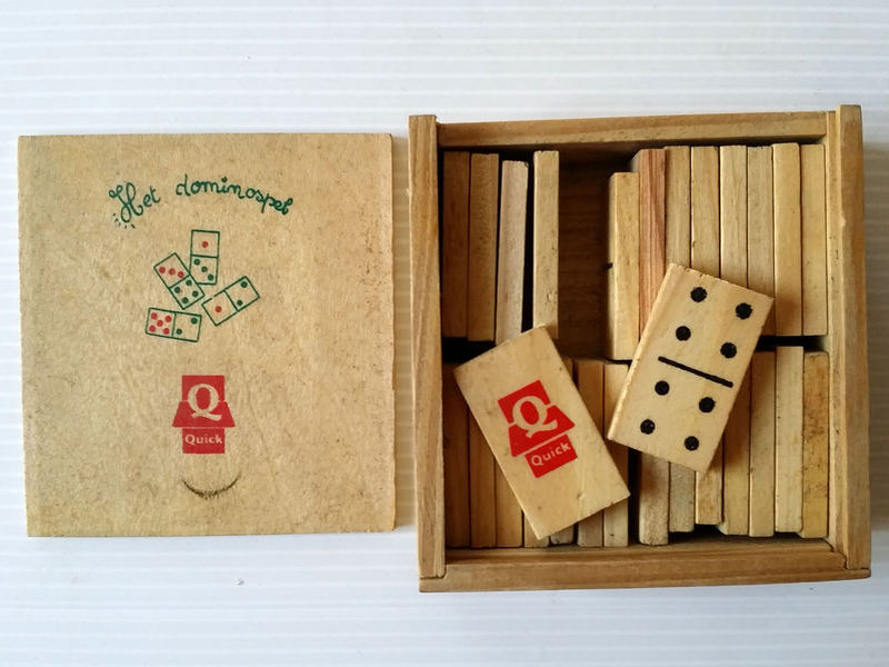 dominos