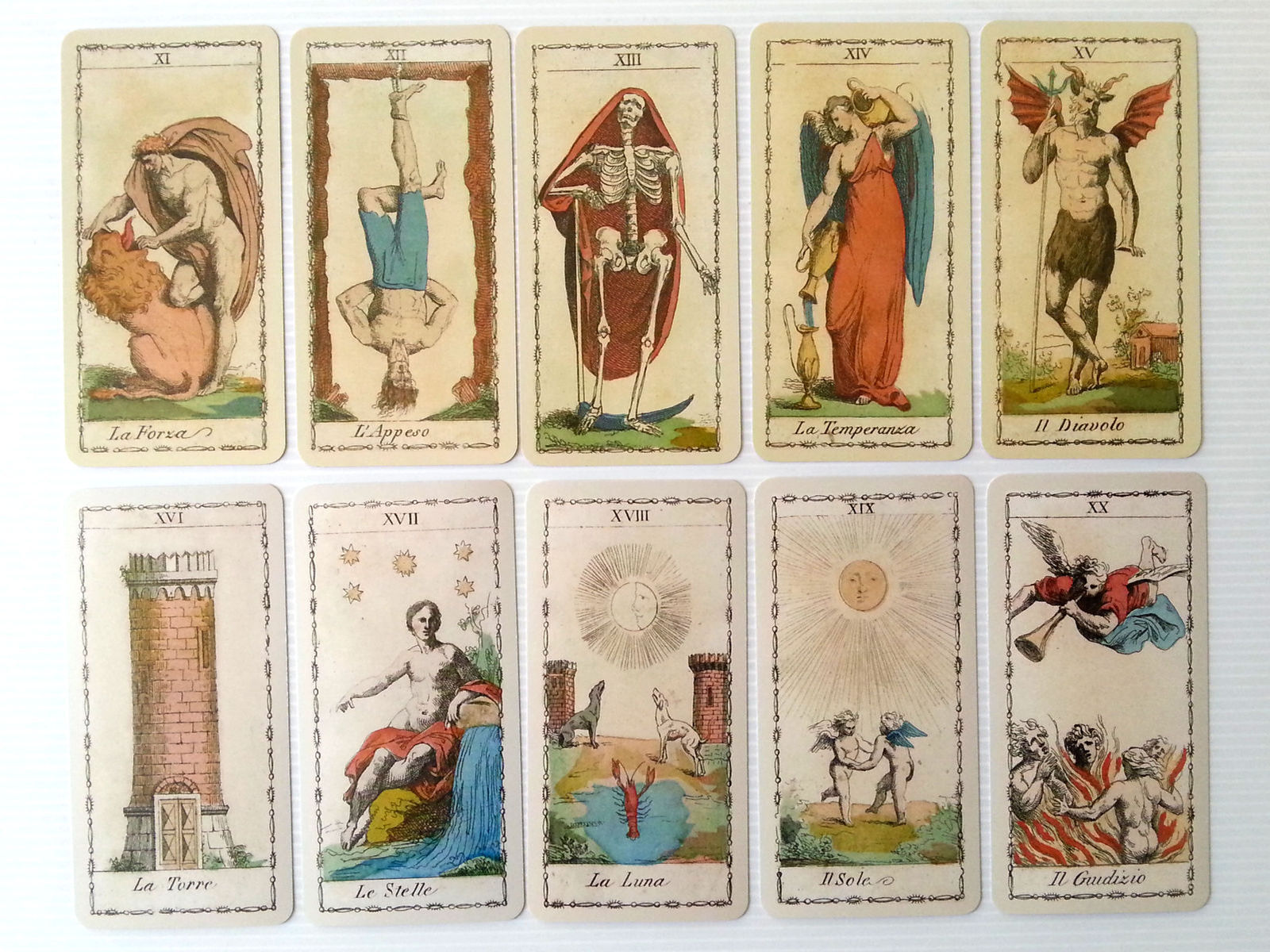 tarot néoclassique