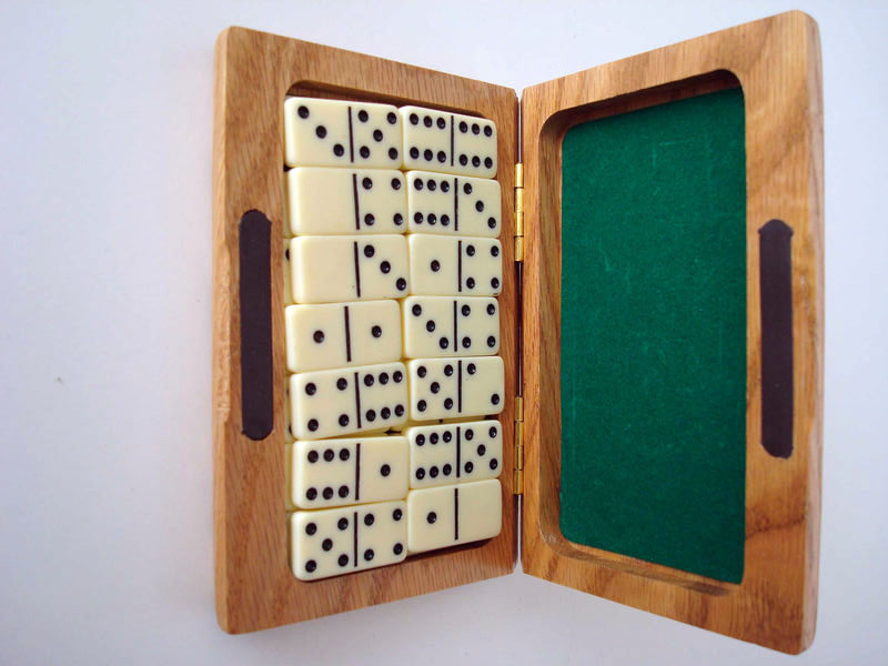 dominos