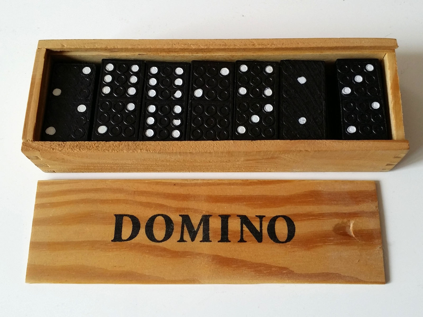 dominos